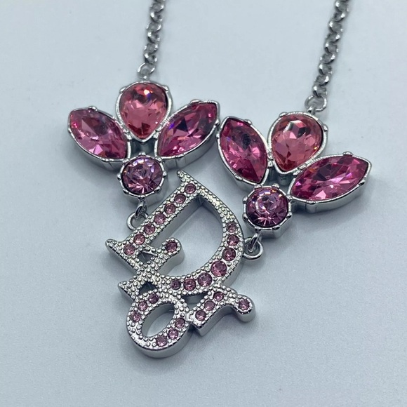 Dior Elegant Pink Crystal Necklace - Picture 3 of 13